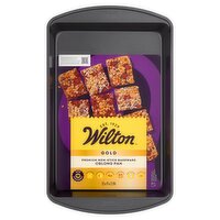 Wilton Gold Premium Non-Stick Bakeware 13x9x2 In Oblong Pan, 1 Each