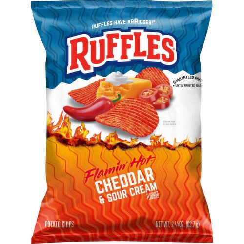 Ruffles Potato Chips Flamin' Hot Cheddar & Sour Cream 2 1/4 Oz