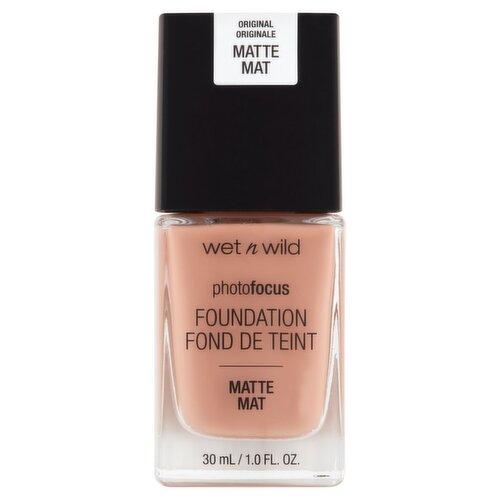 Wet n Wild Photofocus 367C Peach Natural Original Matte Foundation, 1.0 fl oz